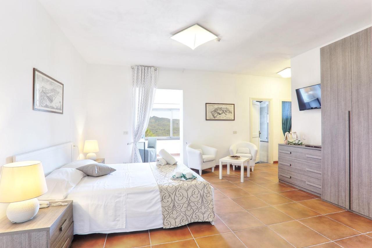 Resort Le Picchiaie Portoferraio Esterno foto