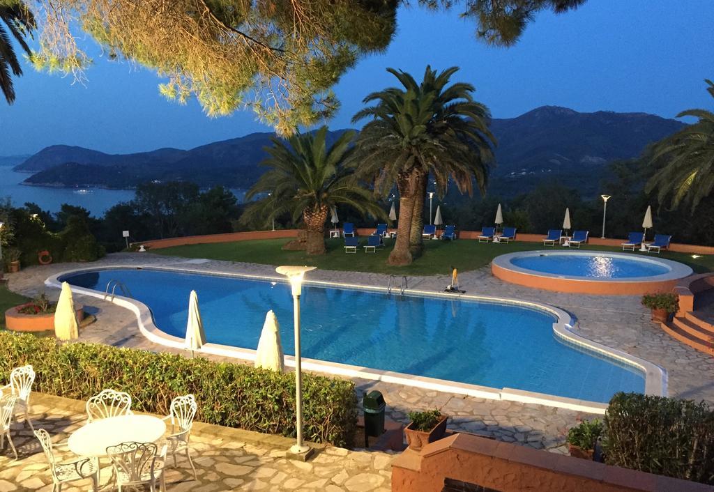 Resort Le Picchiaie Portoferraio Esterno foto